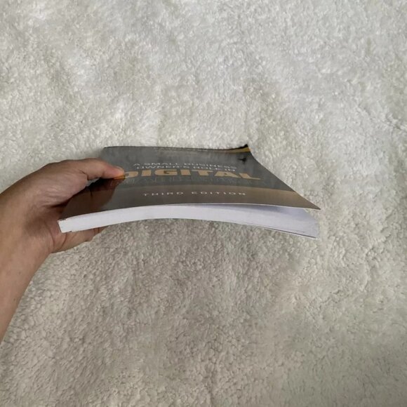 A Small Business Owner’s Role In: Digital Marketing Danny Star 3rd Edition PB - Picture 6 of 9